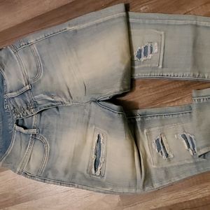 Vanilla Star distressed jeans